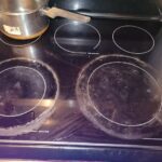 How to Make Your Glass Stovetop Clean Again – The 3-Ingredient Deep Clean That Really Works